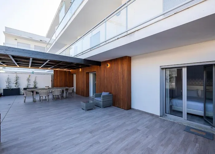 Апартаменты Terraza - Exclusive Terrace, Sea View & Pool