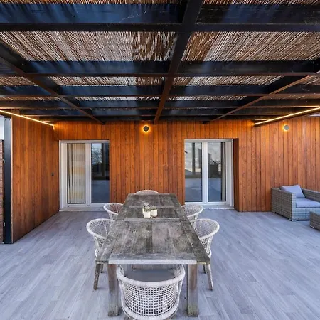 アパート Terraza - Exclusive Terrace, Sea View & Pool ナザレ