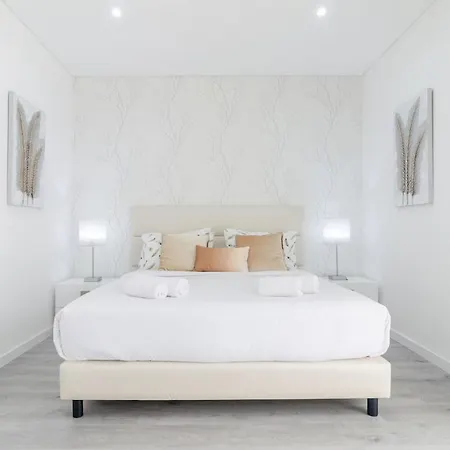 アパート Terraza - Exclusive Terrace, Sea View & Pool ナザレ